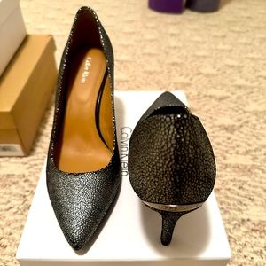 Calvin Klein Gayle pumps - black and metallic silver. Womens size 9.5.